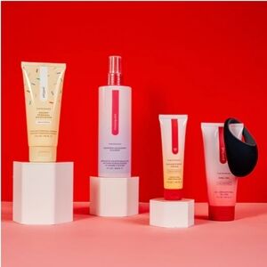 Vibrant  Set with Pink Accents